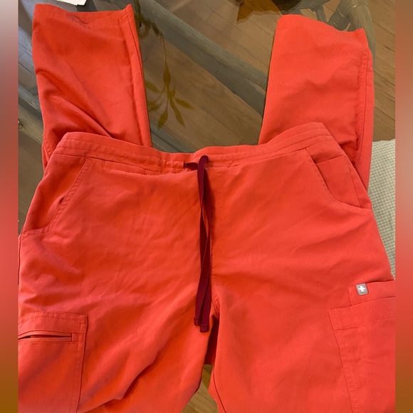 Figs clay casma rare color Yola scrub pants in medium tall - Picture 3 of 3